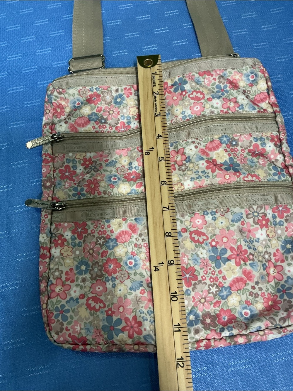 Lesportsac Pink and Blue Floral Crossbody Shoulder Bag - Picture 4 of 7